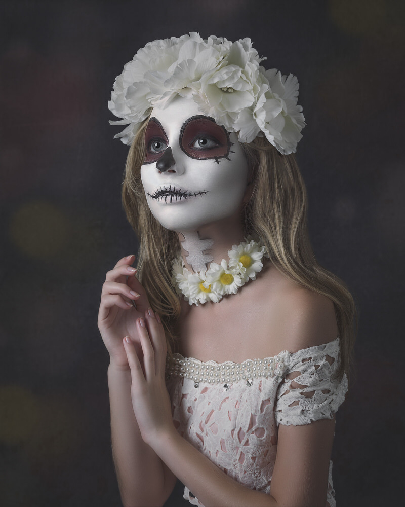 Photograph Peter Rooney Flower Girl on One Eyeland