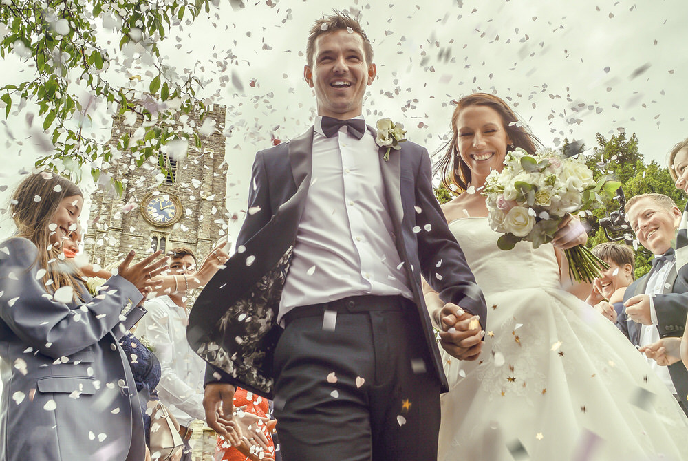Photograph Vicki Lea Boulter Golf Wedding Couple on One Eyeland