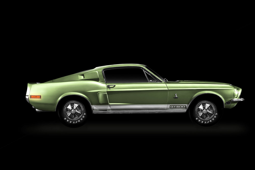 Photograph Gabriel Gonzalez Classic Car on One Eyeland
