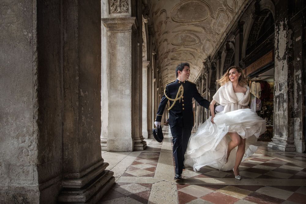 Photograph Vicens Forns Running Through Venice on One Eyeland