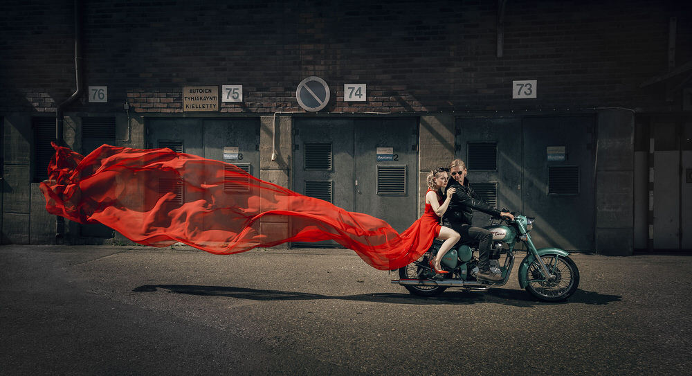 Photograph Marc Sabat Bride In Red on One Eyeland