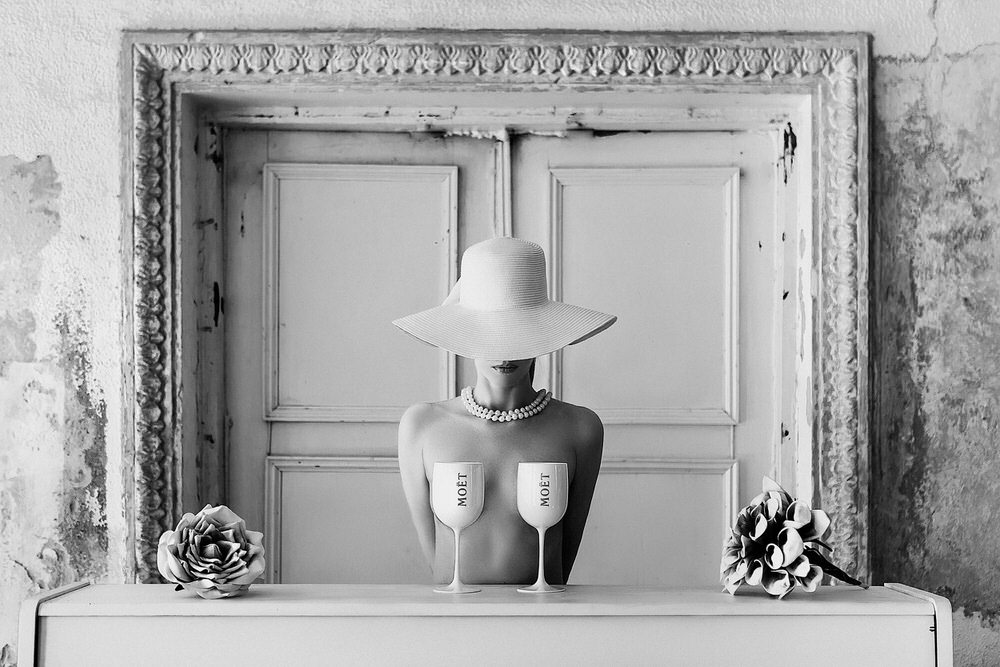 Photograph Ruslan Bolgov Moet on One Eyeland