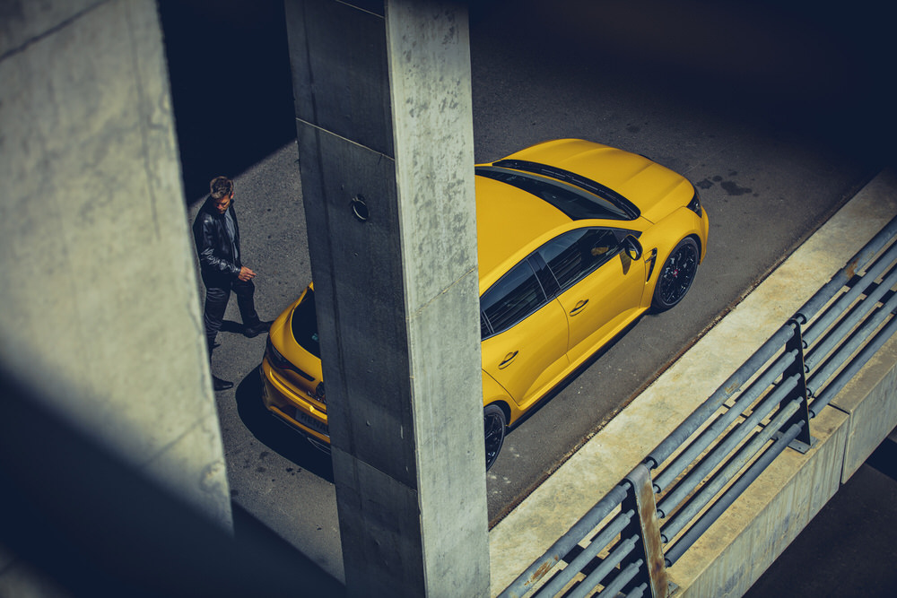 Photograph Patrick Curtet Yellow on One Eyeland