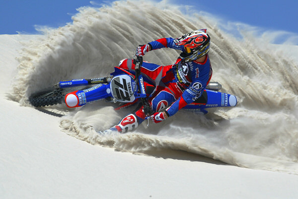 Photograph Patrick Curtet Action In The Desert on One Eyeland