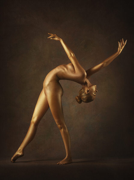 Photograph Evgeny Loza Curves on One Eyeland