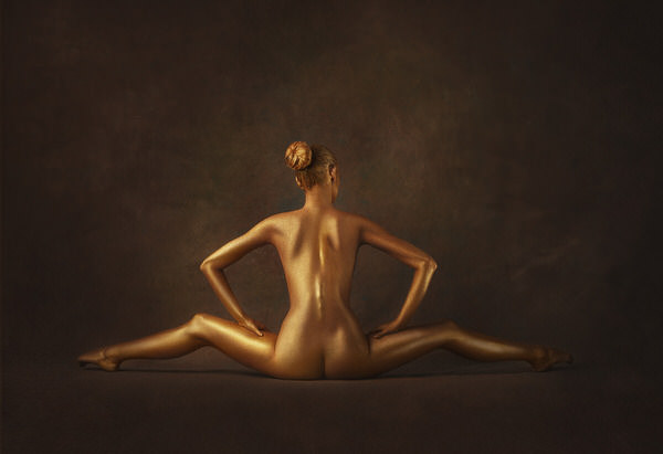 Photograph Evgeny Loza Curves on One Eyeland