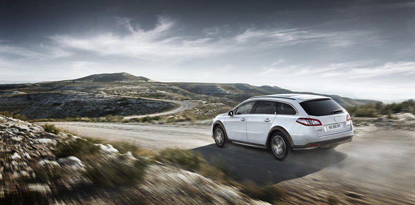 Photograph Patrick Curtet Off Road on One Eyeland