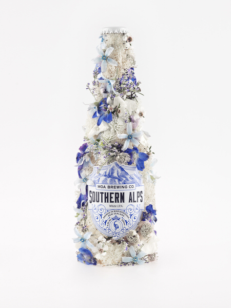 Photograph Matt Queree Moa Beer The Living Beer Iiii on One Eyeland