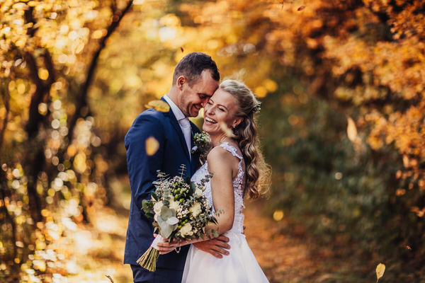 Photograph Lubos Vrtik Autumn Wedding on One Eyeland