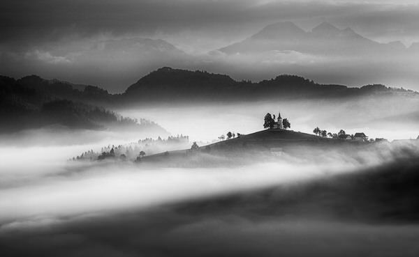 Photograph Peter Svoboda Light Crossing The Valley on One Eyeland