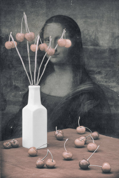 Photograph Valentin Ivantsov At The Table With Mona Lisa on One Eyeland
