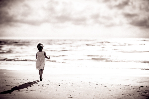 Photograph Ruslan Bolgov The Girl And The Sea on One Eyeland