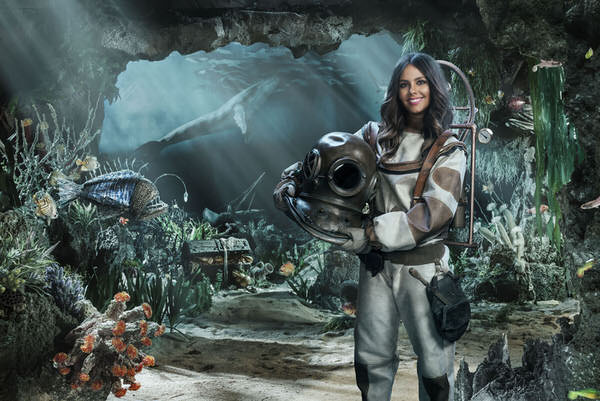 Photograph Alberto Escudero Dentix Campaign 3 on One Eyeland