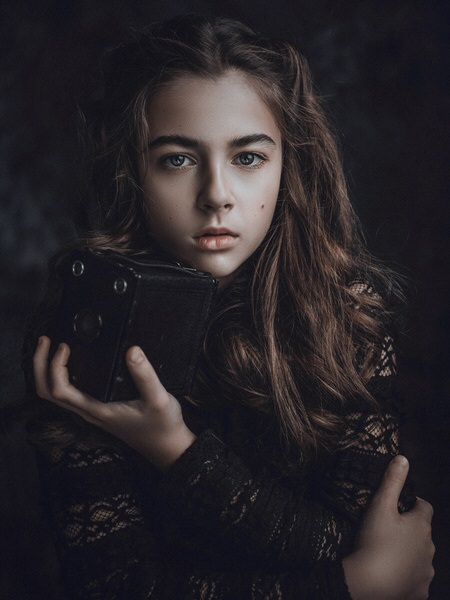 Photograph Krzysiek Sliwaq Paulina on One Eyeland