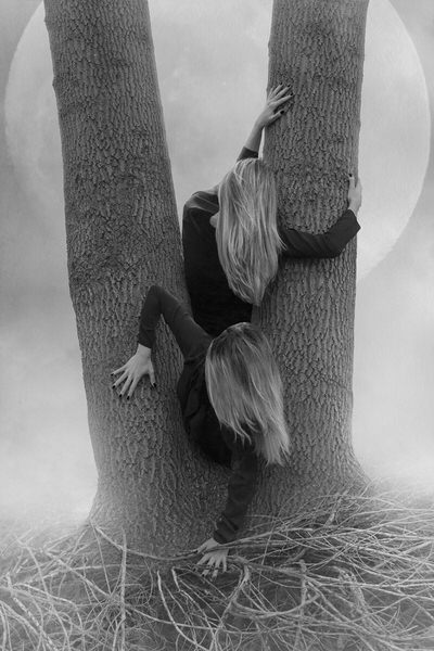 Photograph Teodora Dimitrova Full Moon on One Eyeland