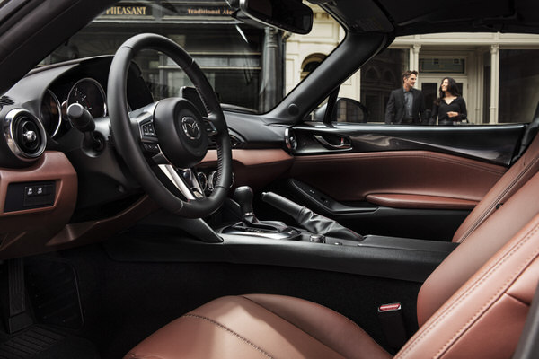 Photograph Patrick Curtet Luxury Inside on One Eyeland