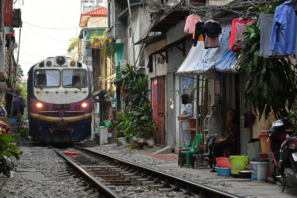 Photograph Viet Van Tran The Train Is Coming on One Eyeland