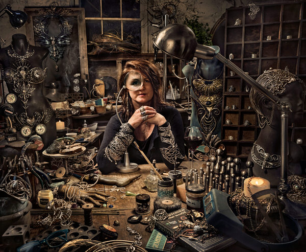 Photograph Keren Dobia The Jeweller on One Eyeland