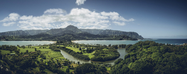 Photograph Patrick Curtet Hawai on One Eyeland