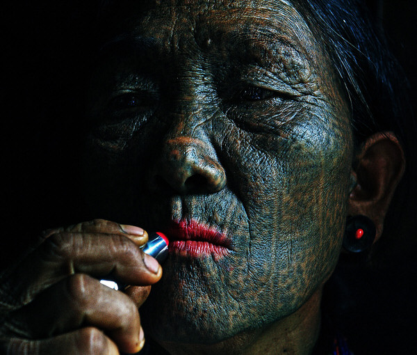 Photograph Viet Van Tran The Tatooed Woman on One Eyeland