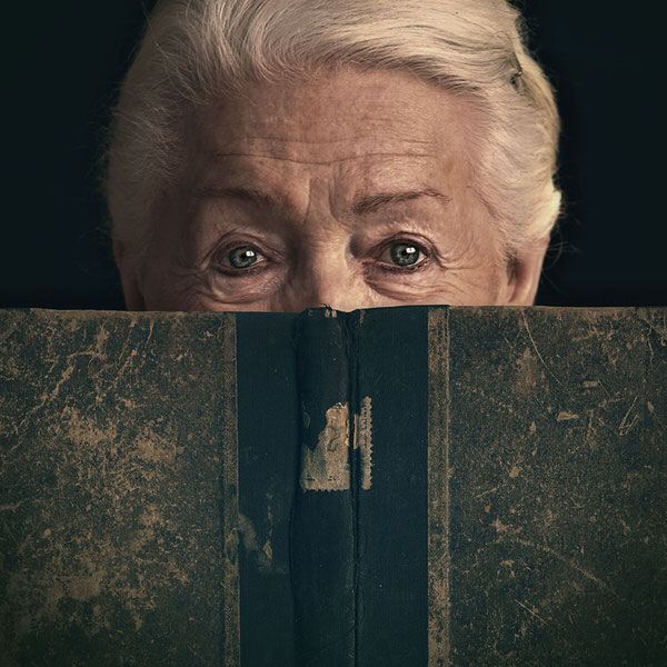 Photograph Mandy Hady Schulte The Reader on One Eyeland