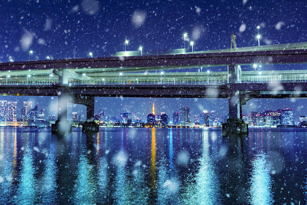 Photograph Jin Tamaoki Under The Blue Snow on One Eyeland