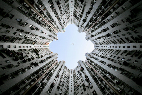 Photograph Ekaterina Busygina Look Up Macau on One Eyeland