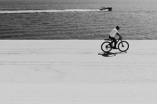 Photograph Marina Lomar Running on One Eyeland