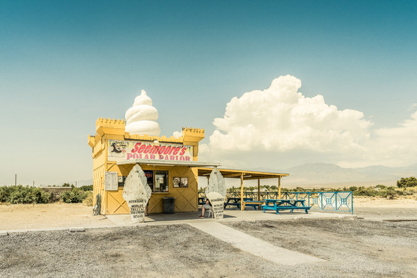 Photograph Carl Lyttle Snow Parlour on One Eyeland