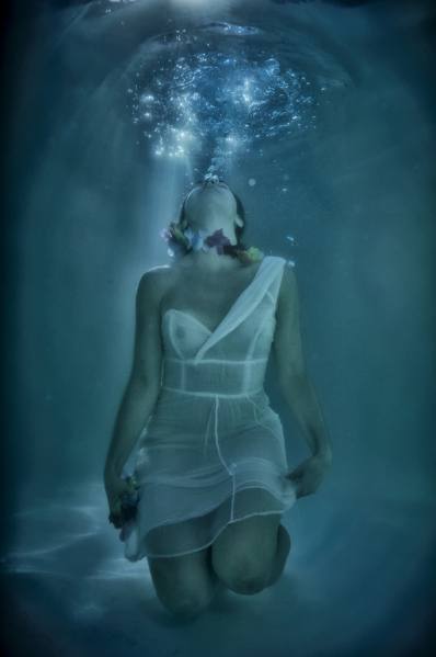 Photograph Steve Turner Breath on One Eyeland
