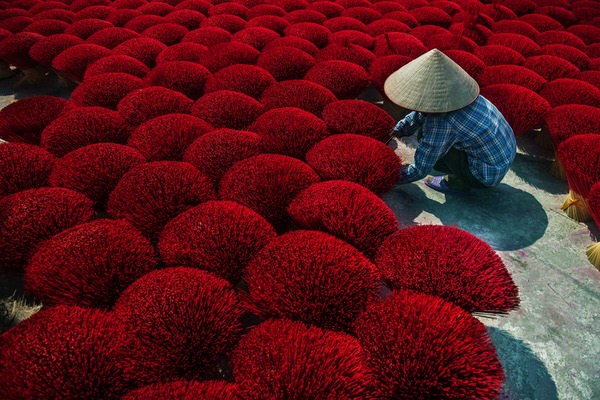 Photograph Viet Van Tran Sunny Day on One Eyeland