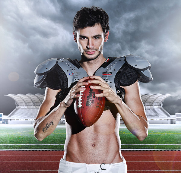 Photograph Basar Saticiogullari American Football on One Eyeland