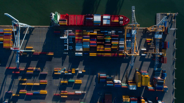Photograph Patrick Curtet Bird View on One Eyeland