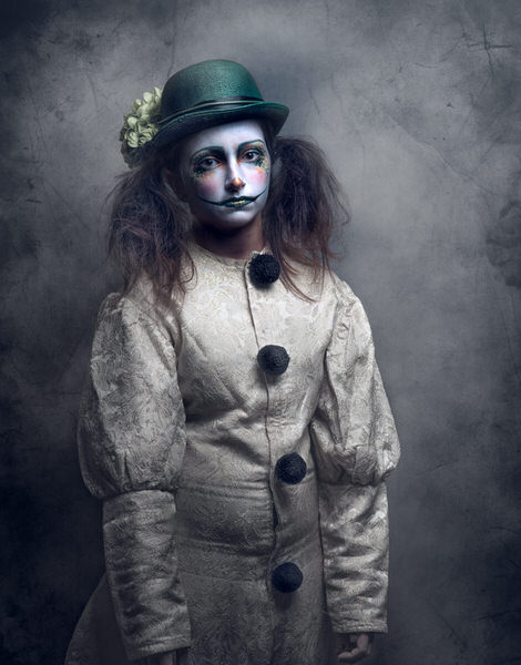 Photograph Clinton Lofthouse White on One Eyeland