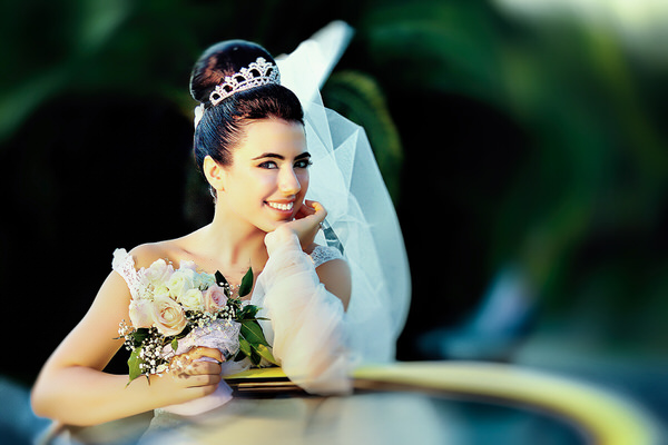 Photograph Fidel Mullaoglu Wedding Bride on One Eyeland