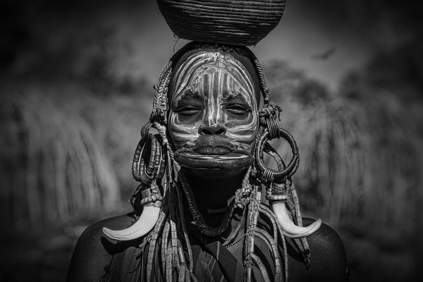 Photograph Svetlin Yosifov No Mursi on One Eyeland