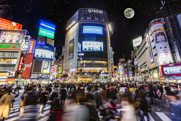 Photograph Jin Tamaoki Night At Shibuya Crossing on One Eyeland