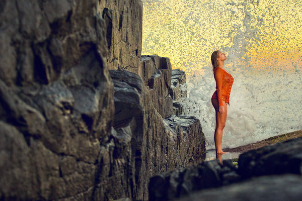 Photograph Junior Luz Love on One Eyeland