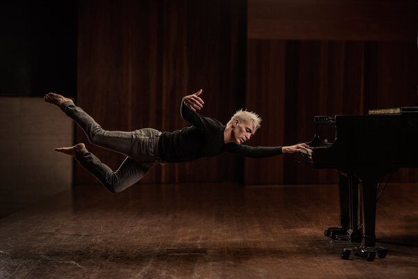 Photograph David Del Val Floatingdancer Of Miquel Tejada on One Eyeland