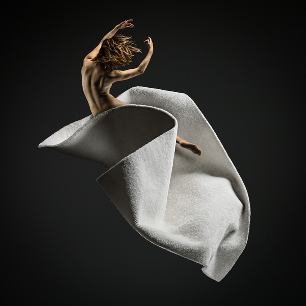 Photograph Rj Muna Sorona Carpet on One Eyeland