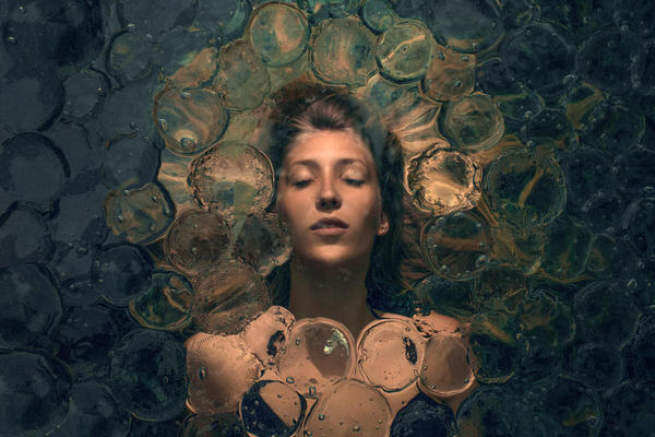 Photograph Junior Luz Jelly Fish on One Eyeland