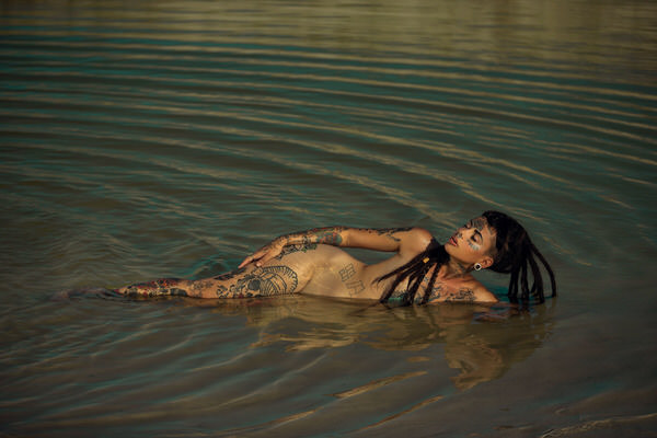 Photograph Junior Luz Half Style on One Eyeland