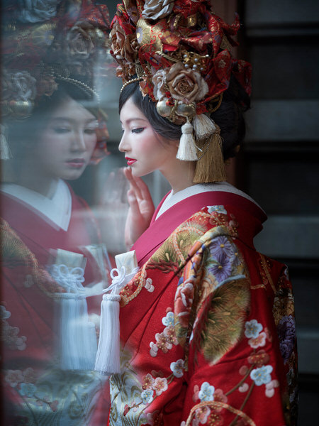 Photograph Haseo Hasegawa Face To Face on One Eyeland