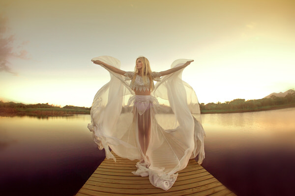 Photograph Junior Luz The Queen on One Eyeland
