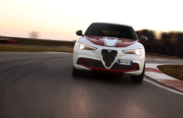 Photograph Daniele Fiore Alfa Romeo Racing on One Eyeland
