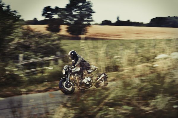 Photograph Jean Francois Muguet Norton Domiracer on One Eyeland