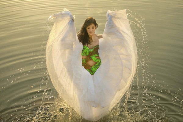 Photograph Junior Luz Magic Splash on One Eyeland