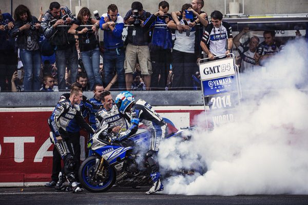 Photograph Jean Francois Muguet 24h Le Mans on One Eyeland