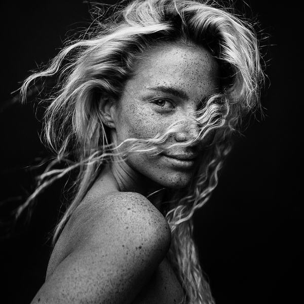 Photograph Martin Krystynek Alica on One Eyeland