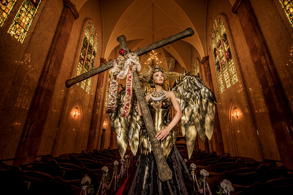Photograph Haseo Hasegawa Golden Angel 2 on One Eyeland
